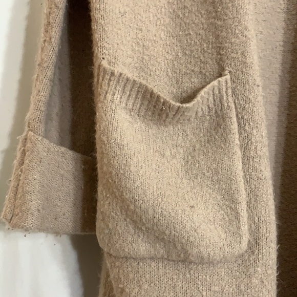 Blush pink fuzzy cardigan - Picture 2 of 4